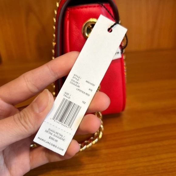 NWT Marc Jacob’s - Lipstick Red Shoulder Bag with Gold Chain - Picture 4 of 10